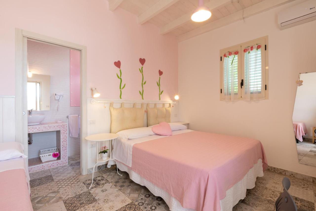 B&B L'Isola Che Non C'E ตอร์เร ซาน จิโอวานนิ อูเจนโต ภายนอก รูปภาพ