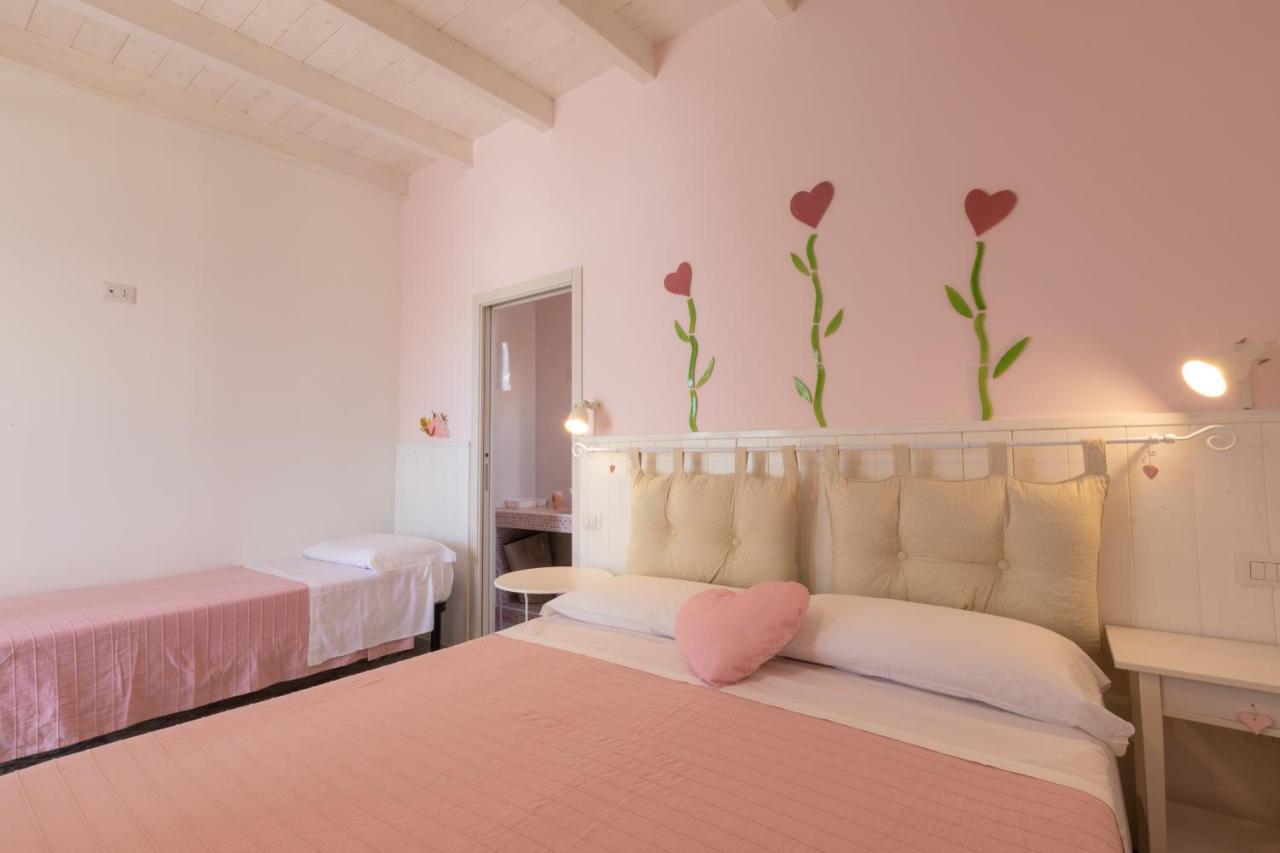 B&B L'Isola Che Non C'E ตอร์เร ซาน จิโอวานนิ อูเจนโต ภายนอก รูปภาพ
